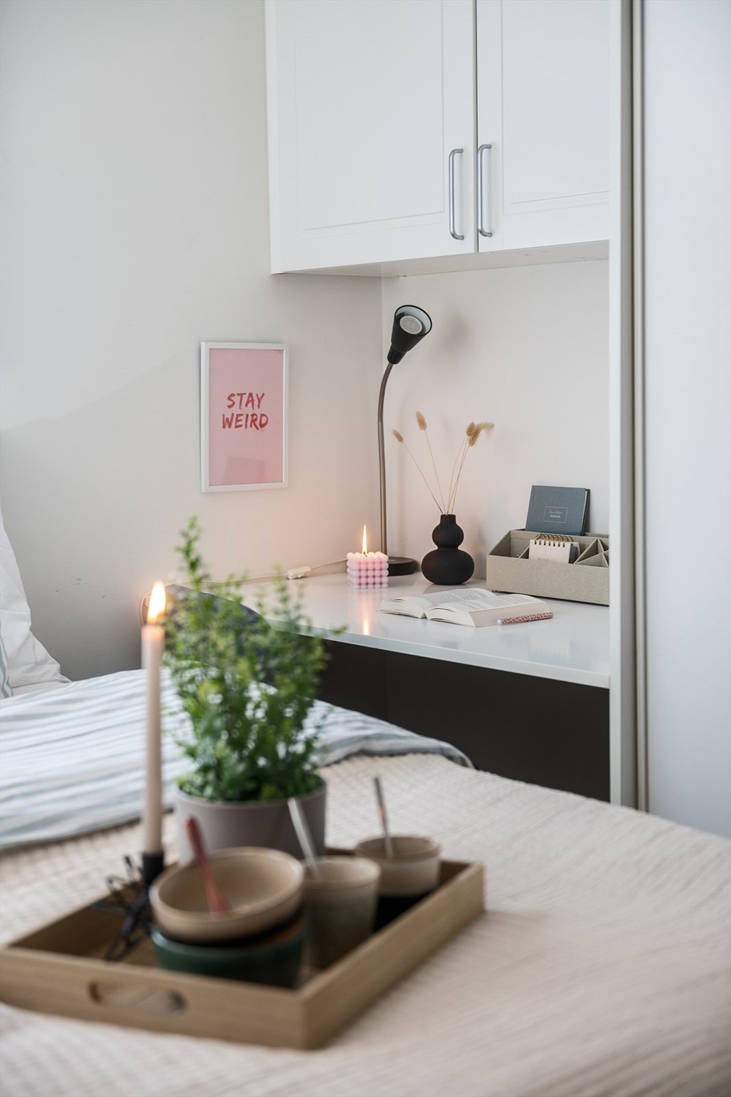 De integrerte overskapene gir ytterligere lagringsmuligheter. Galleribilde