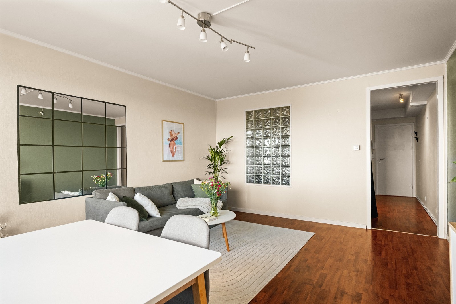 Rommet praktisk utformet og det er enkelt å møblere. Galleribilde