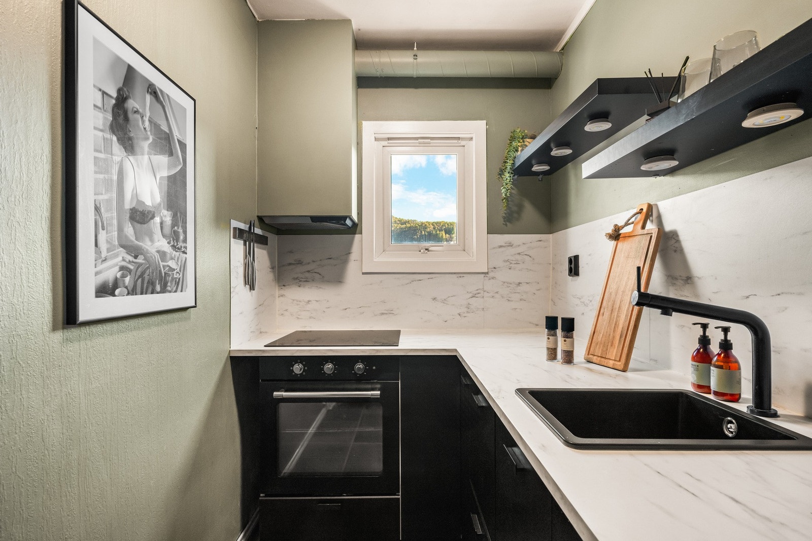 Kjøkkenet ble satt inn i 2021. Galleribilde