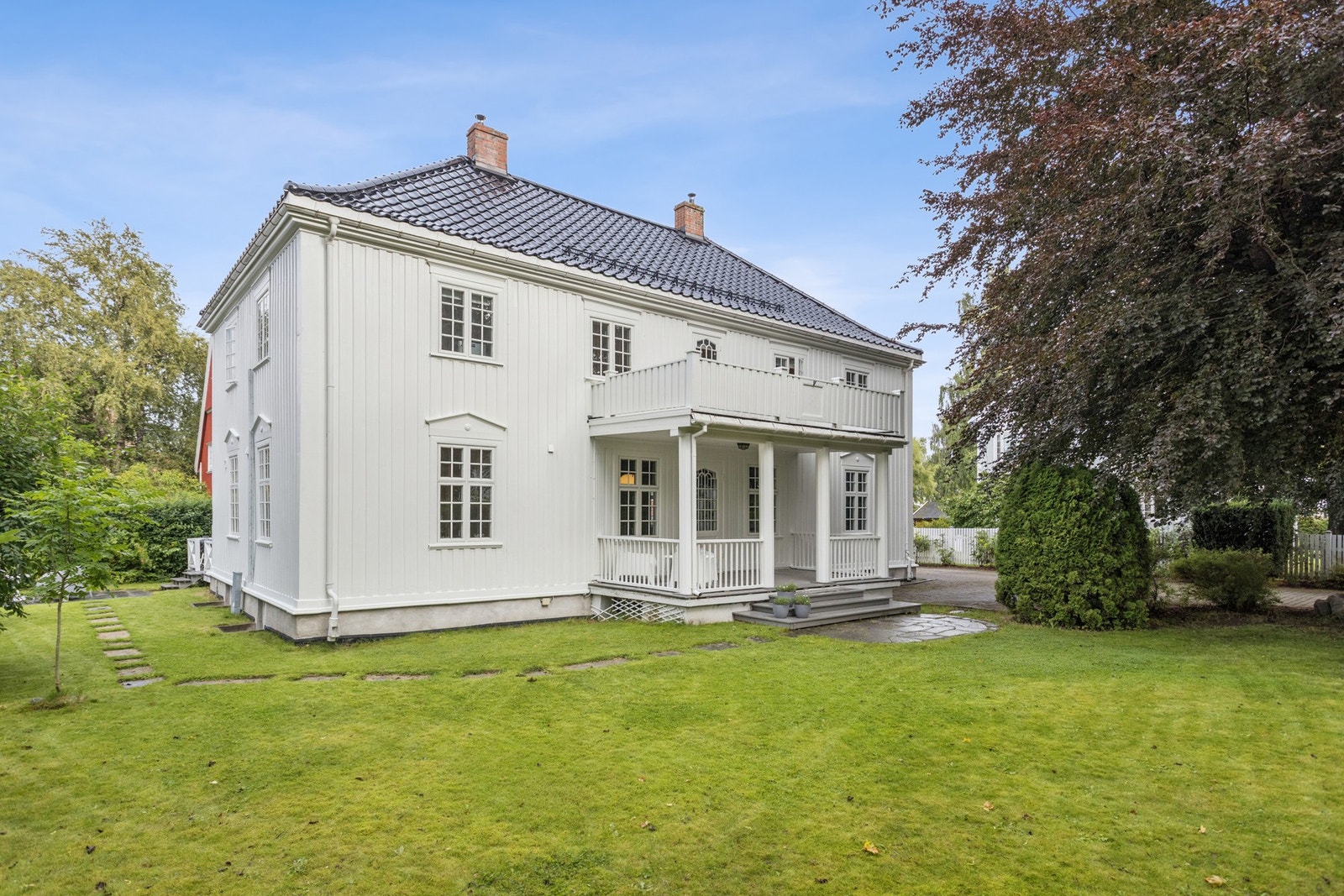 EiendomsMegler1 v/Stine Nielsen har gleden av og presentere denne majestetiske eiendommen på Singsaker. Foto: EFKT ved Frode Vigtil. Galleribilde