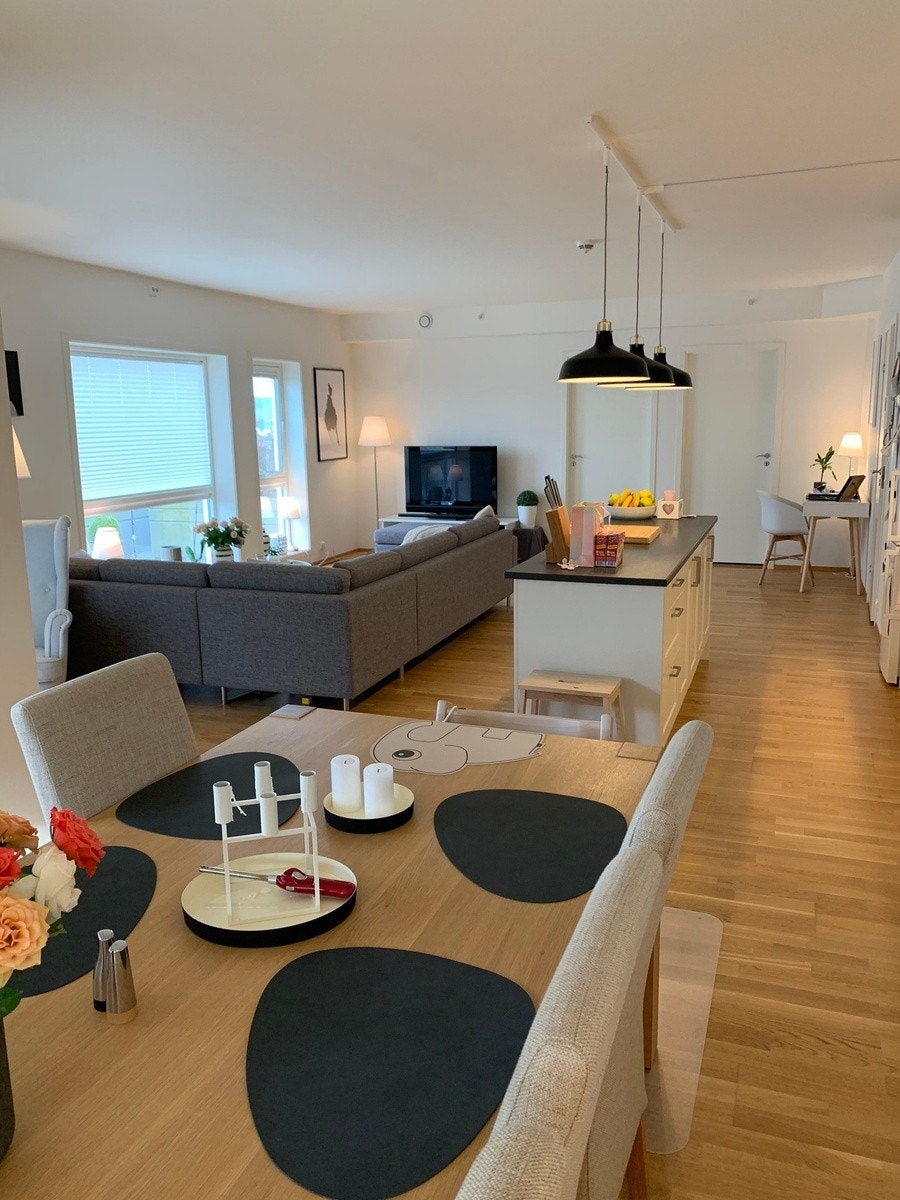 Stue og kjøkken Galleribilde