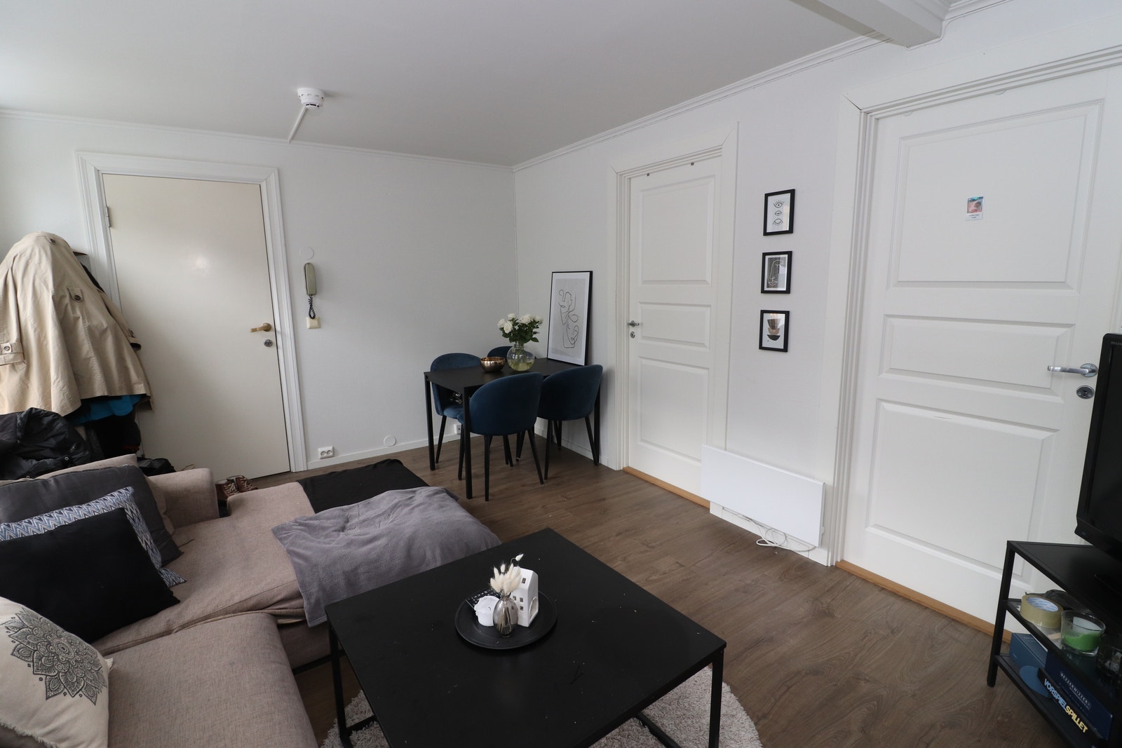 Spiseplass på stue Galleribilde