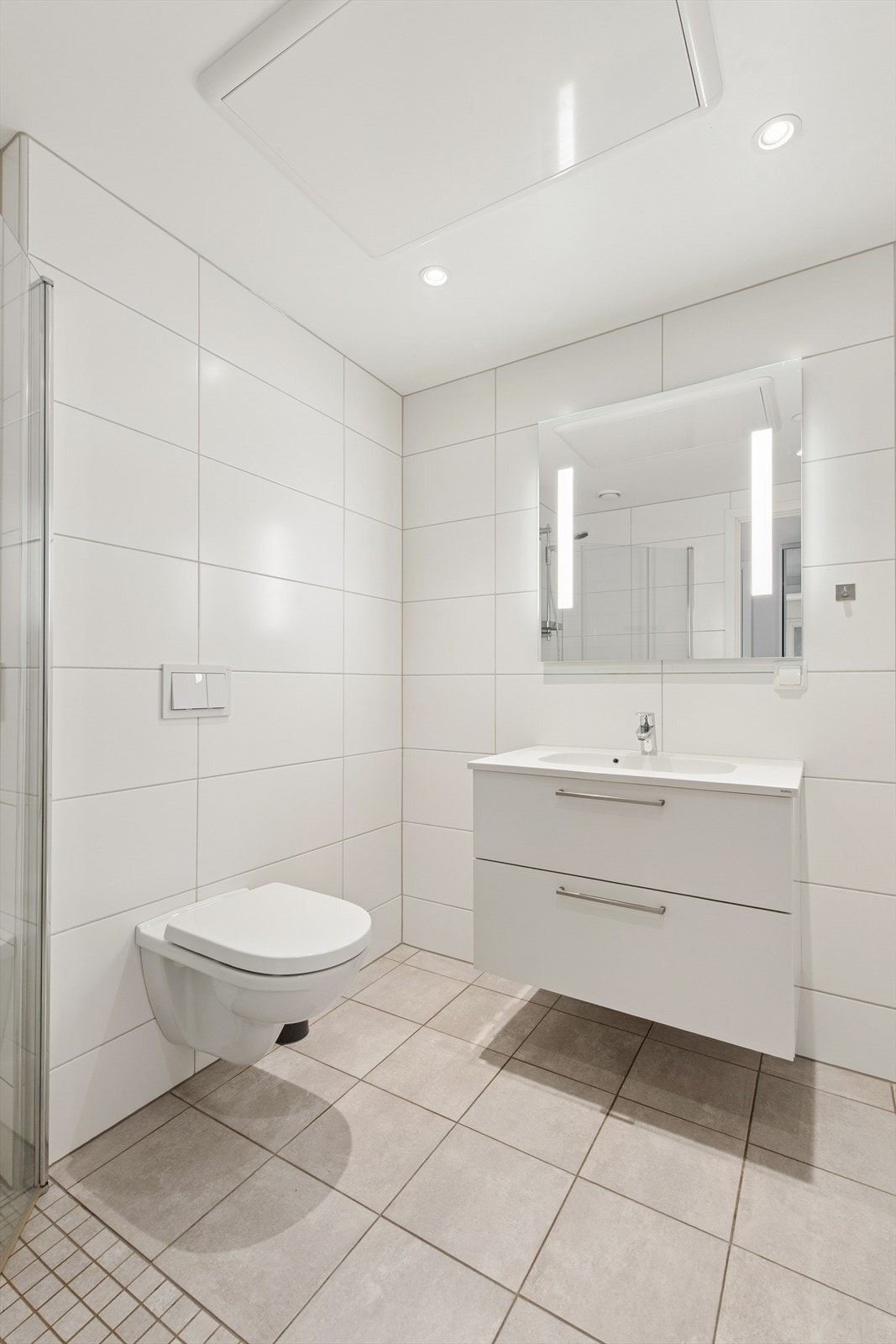 Vannbåren gulvvarme sikrer behagelig temperatur i rommet. Galleribilde