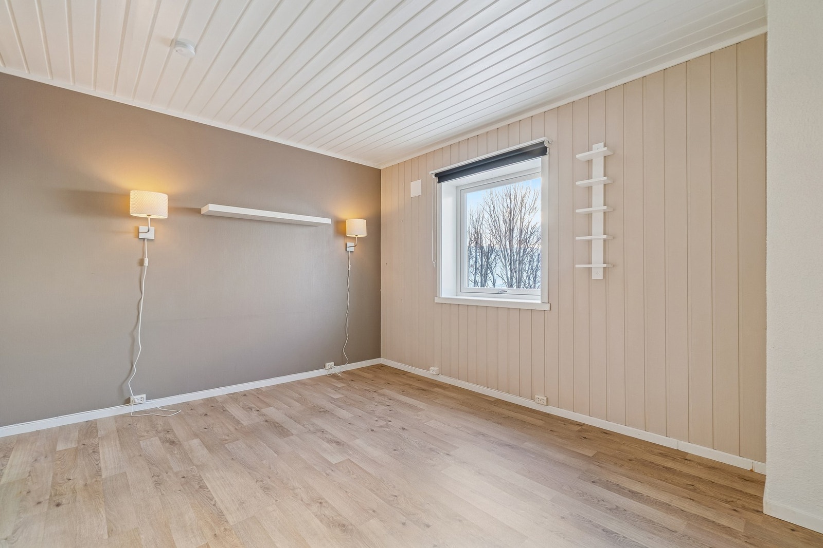 Stue i hybeldel. Galleribilde