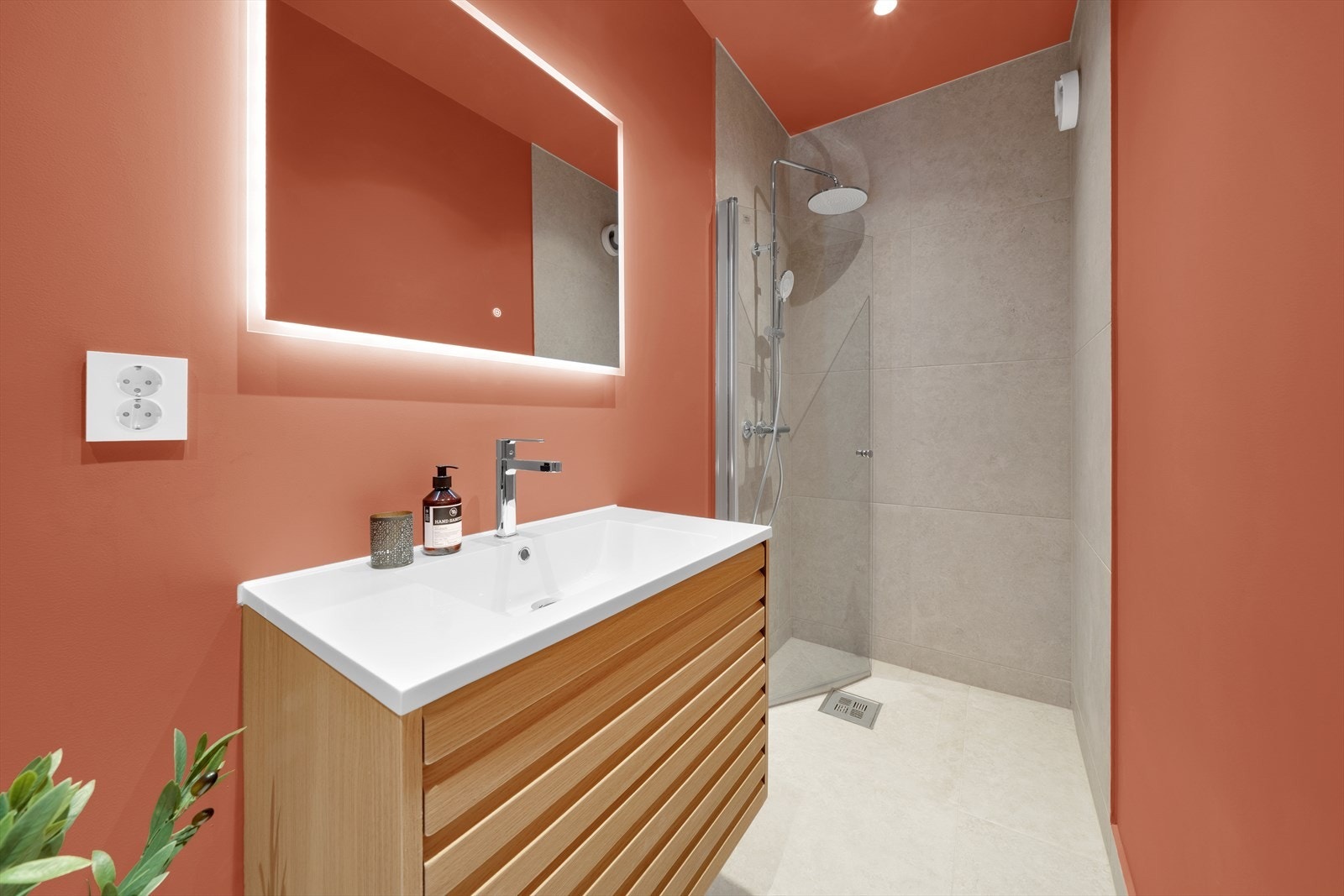 Hybel 1 baderom Galleribilde