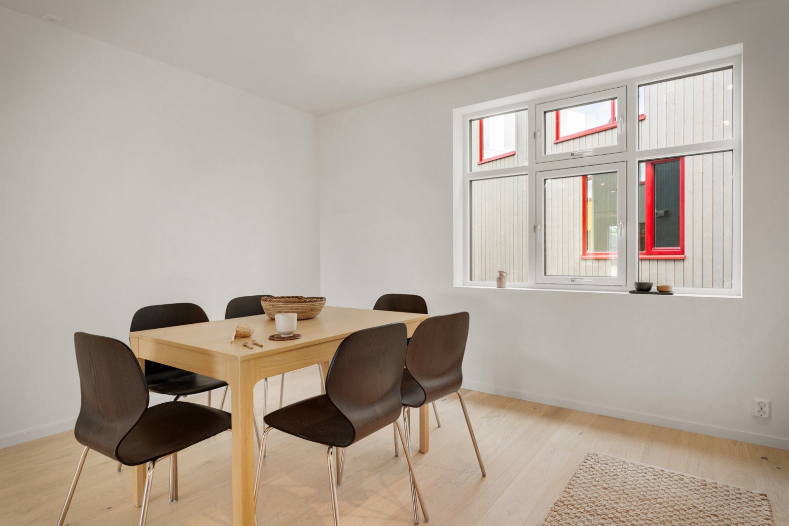 NB - Bildene er fra nabohuset. Galleribilde