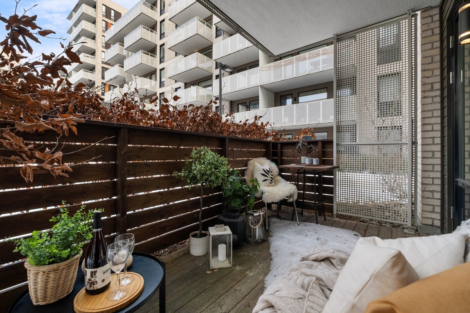 8 min gange til Storo storsenter og Odeon kino. Galleribilde