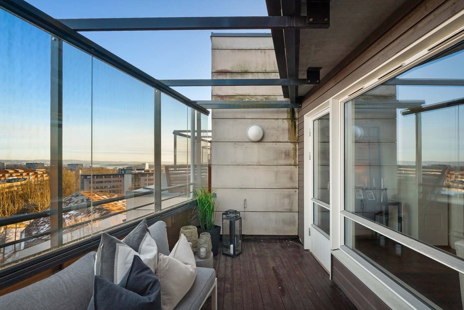 Den andre vinterhagen har adkomst fra begge soverommene i underetasje. Galleribilde