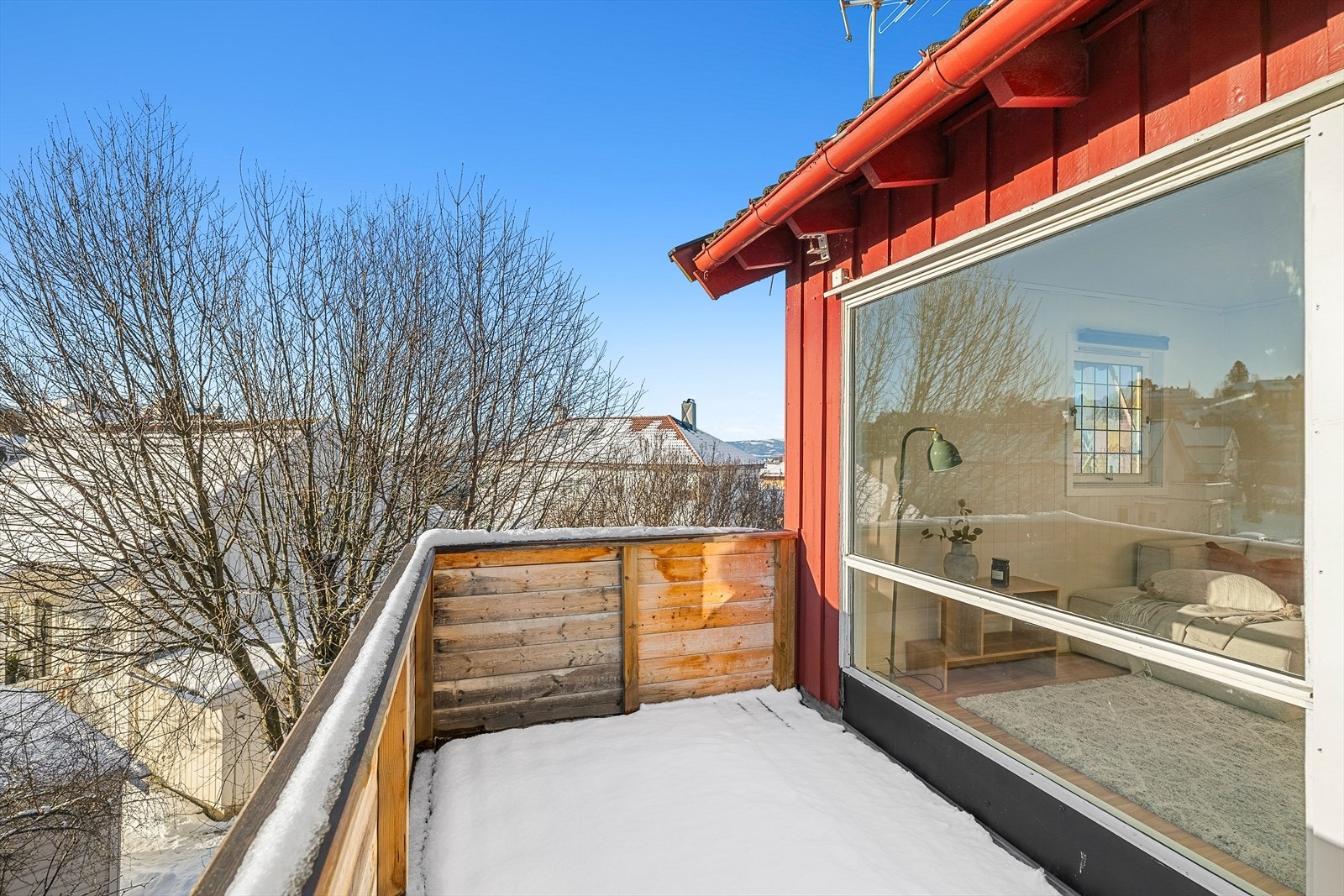 Her får du plass til både sittegruppe og planter Galleribilde