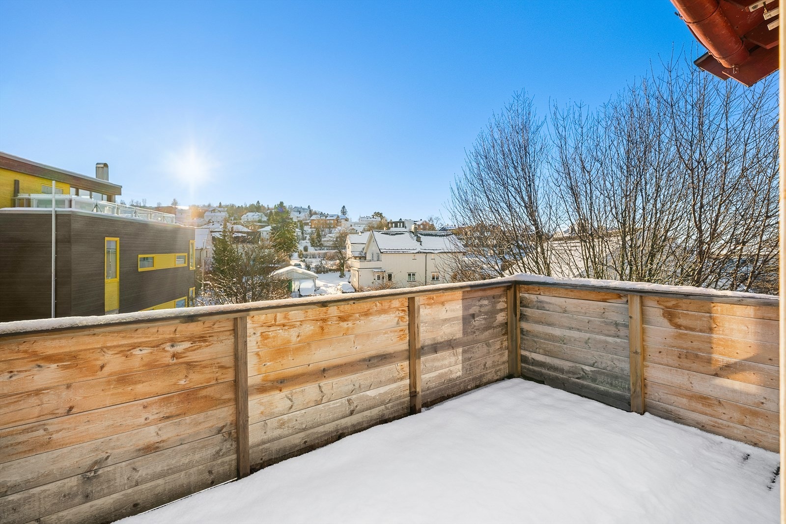 Terrassen er på herlige 6m² Galleribilde