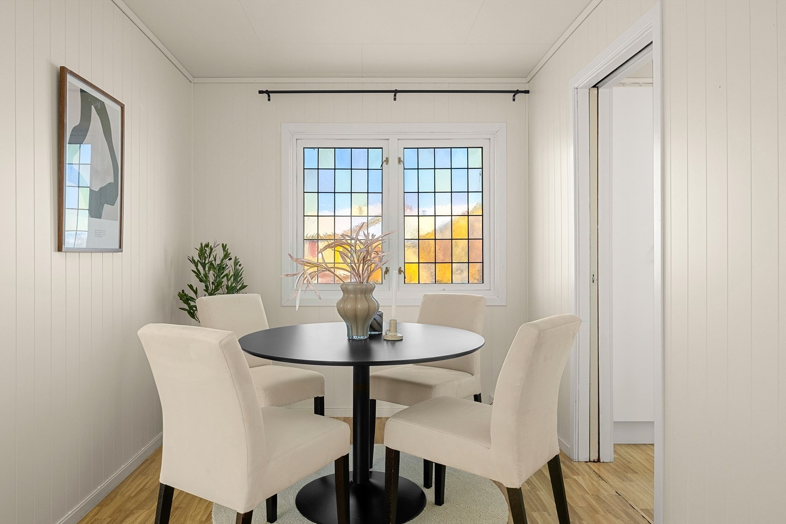 Boligen er på gode 70m² med fire soverom Galleribilde