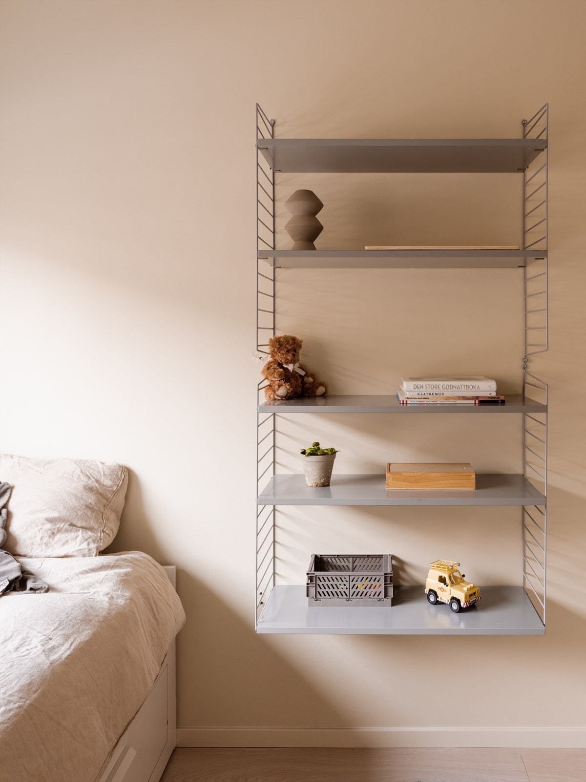 Detaljer fra soverommet. Galleribilde