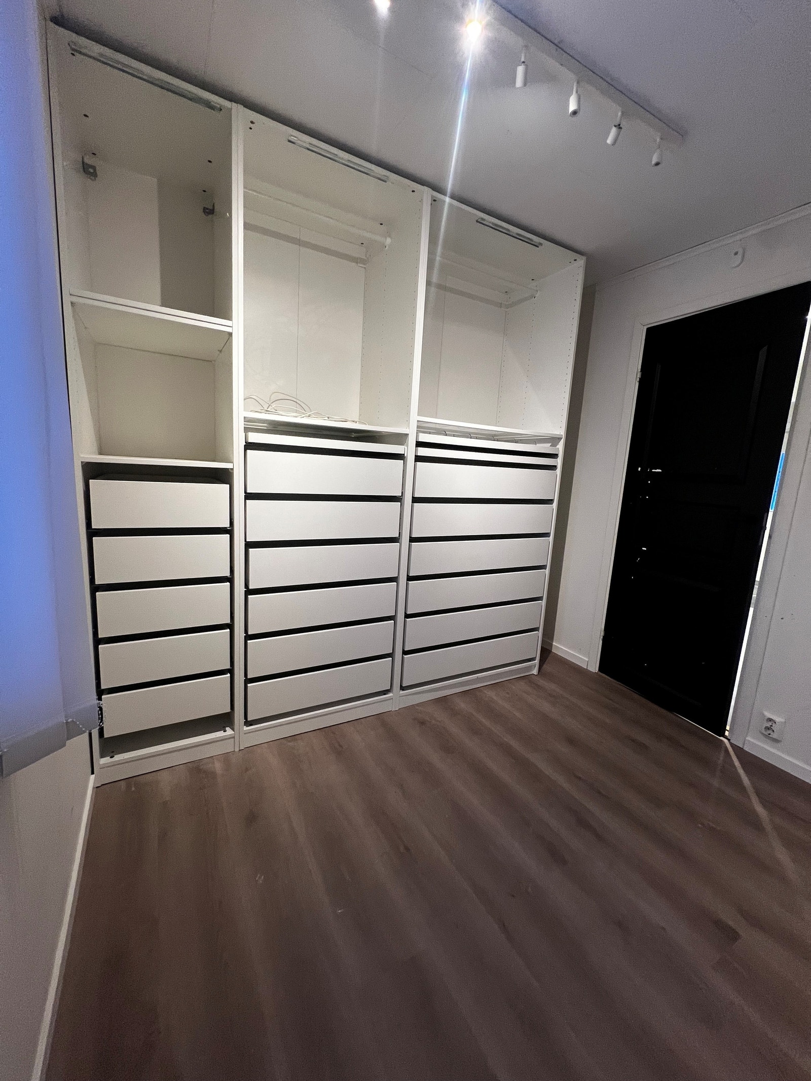 Soverom 3/kontor, med god garderobe Galleribilde