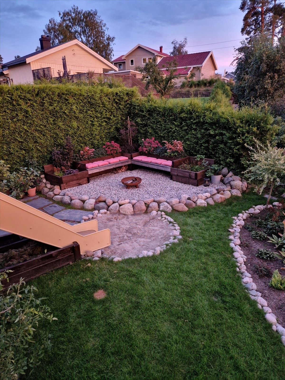 Selgers egne bilde - Hagebilder Galleribilde