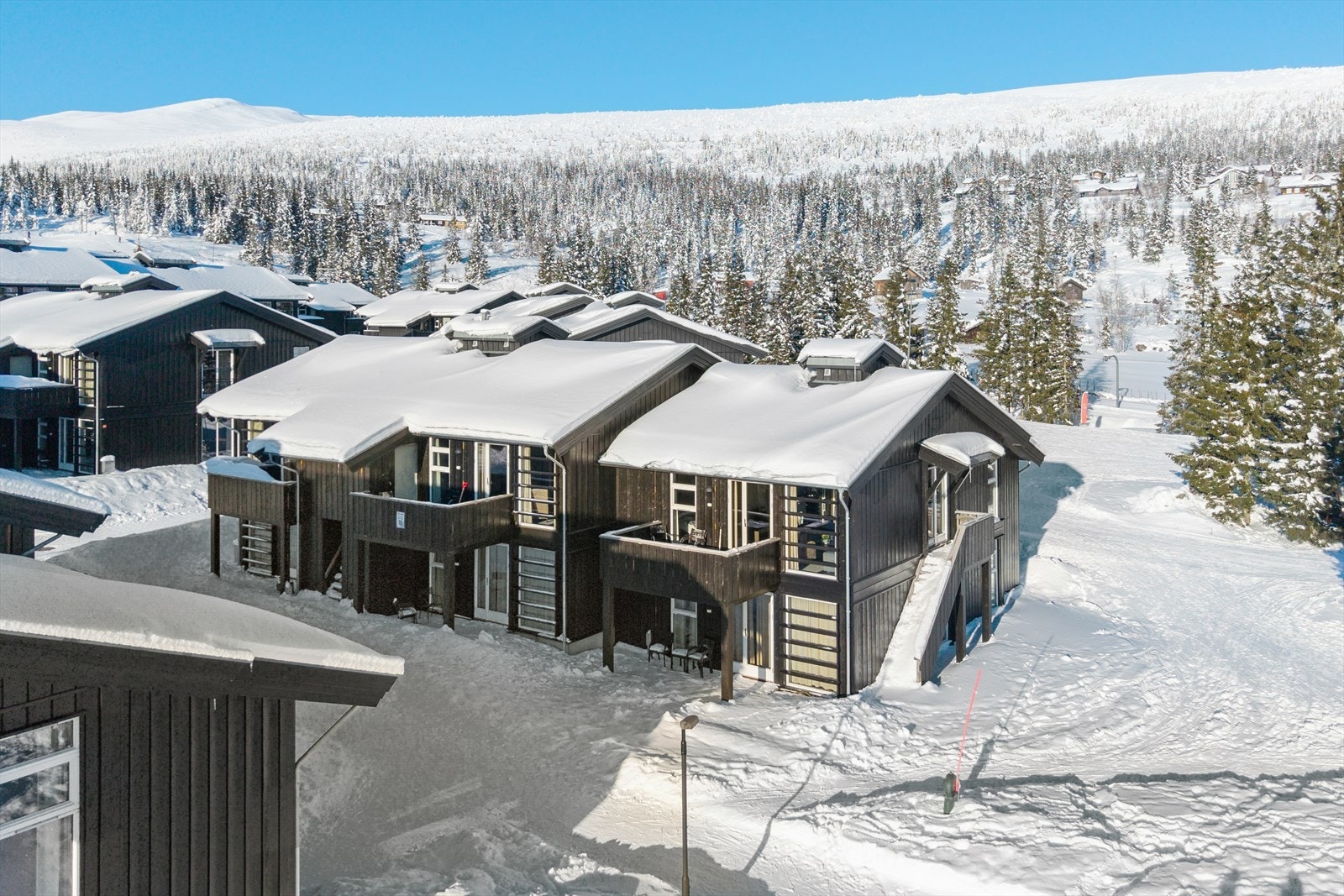 Som eier av leiligheten får du eksklusiv adgang til hotellets spa, basseng, boblebad og treningsrom. Dette gir deg en komplett opplevelse av velvære og komfort gjennom hele oppholdet. Galleribilde