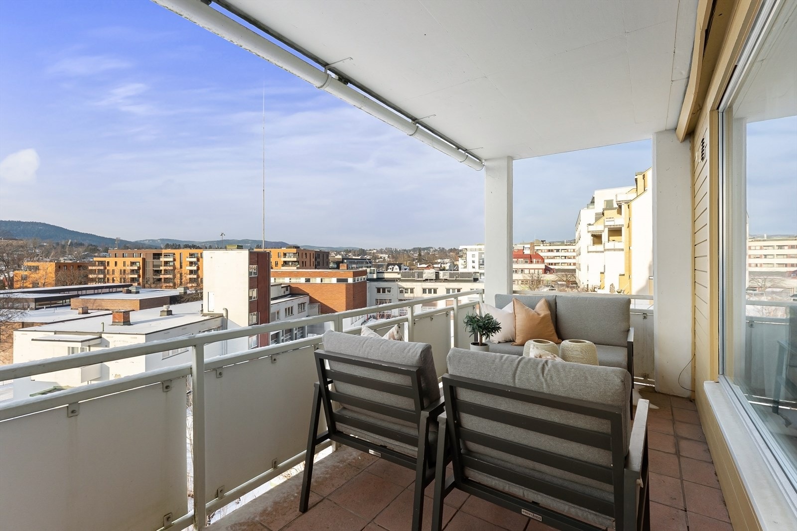 Skjermet med flott utsyn. Galleribilde