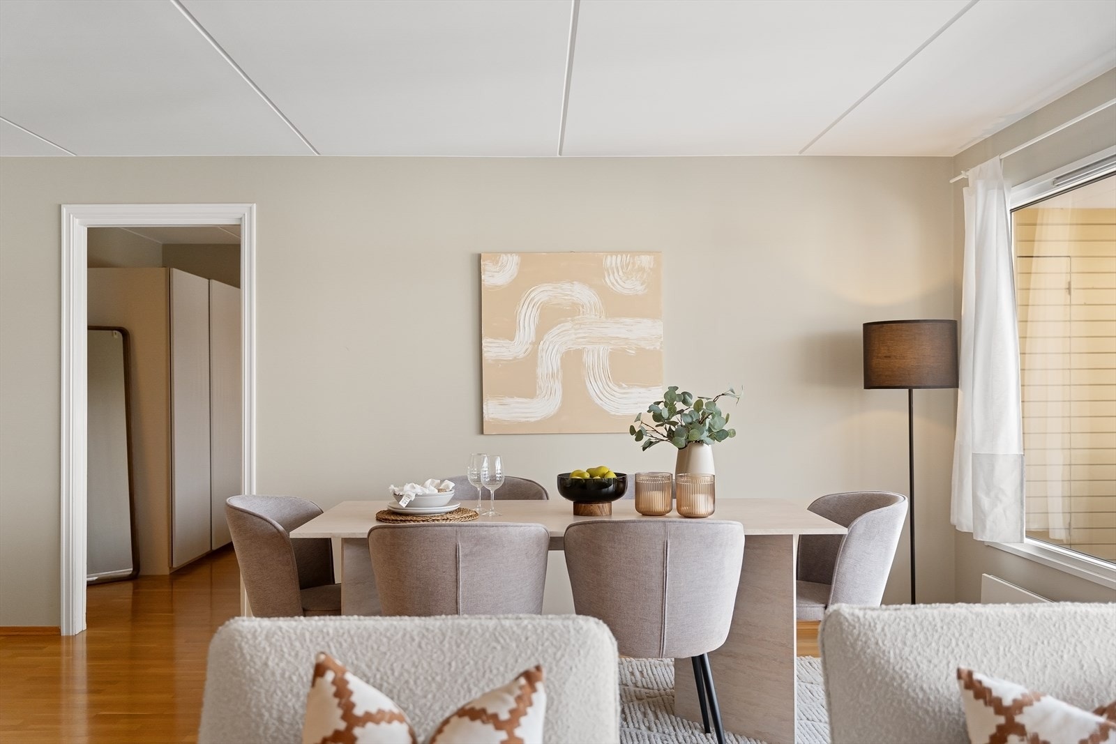 Parkett på gulvet. Galleribilde