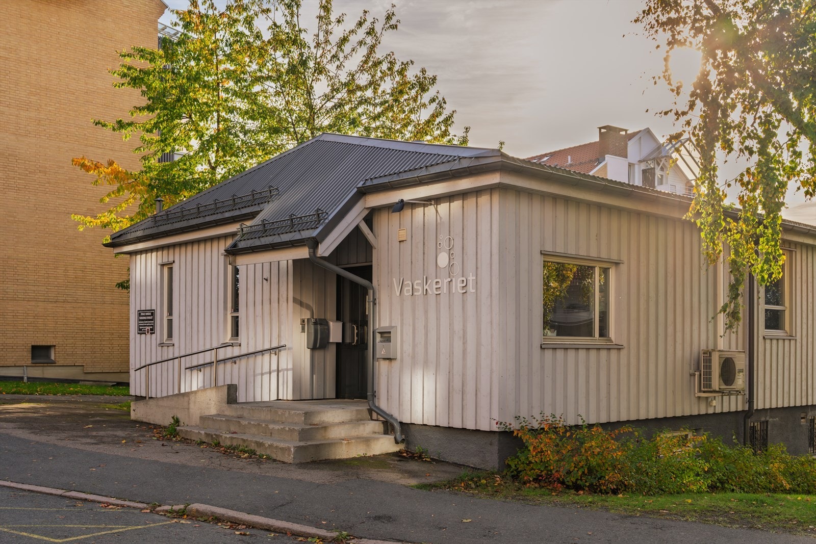 Borettslaget har et forsamlingslokale med tilgang til felles fasiliteter. Galleribilde