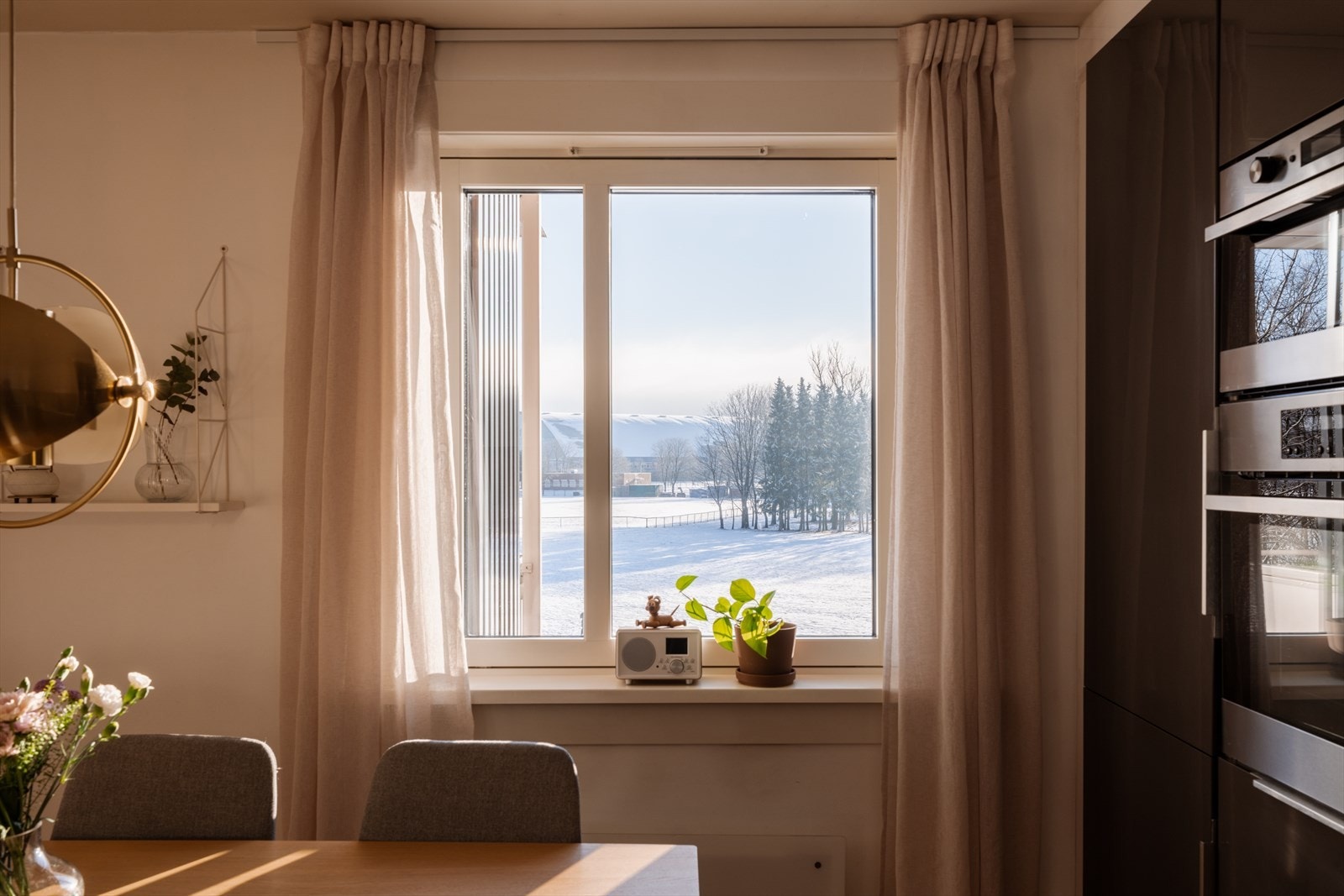 Et frodig og skjermet nabolag, men likevel i nærheten av alt dere trenger i hverdagen. Galleribilde