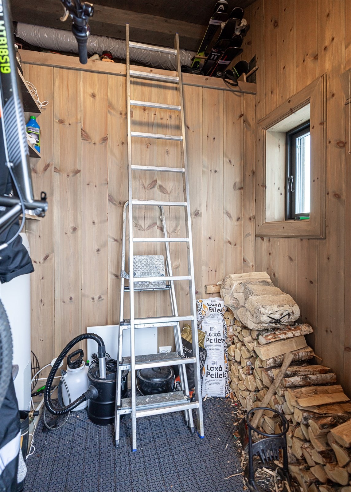 Praktisk utvendig bod Galleribilde