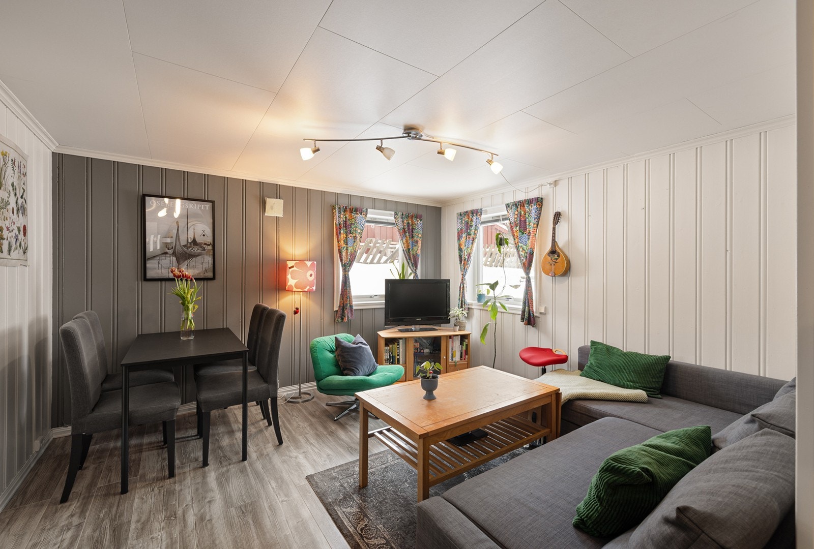 Hyggelig stue i utleiedelen. Galleribilde