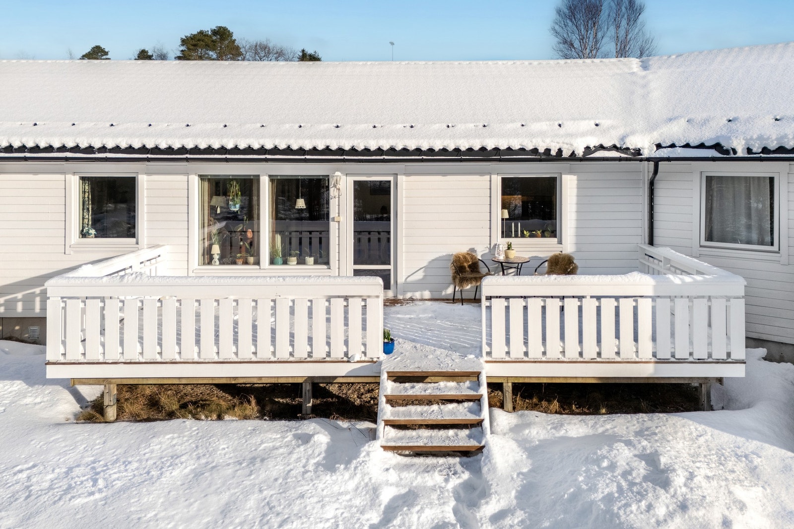 Fra terrassen er det videre adkomst til plenlagt fellesareal Galleribilde
