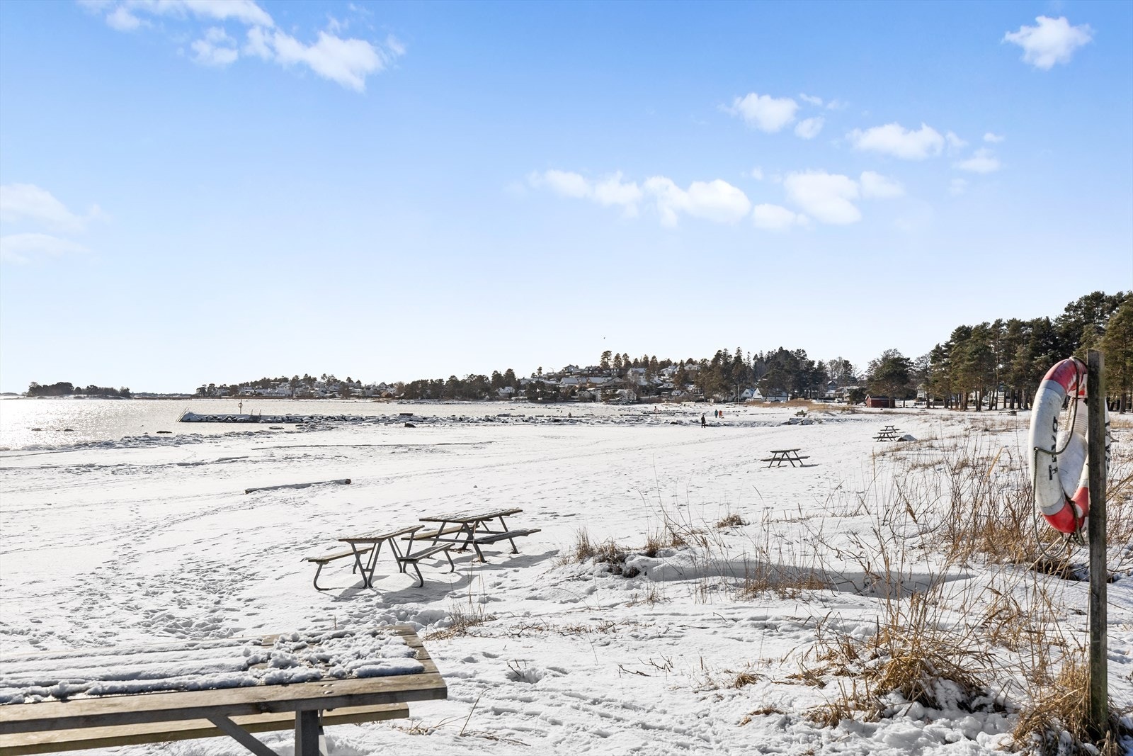Ringshaugstranda som ligger like ved leiligheten Galleribilde