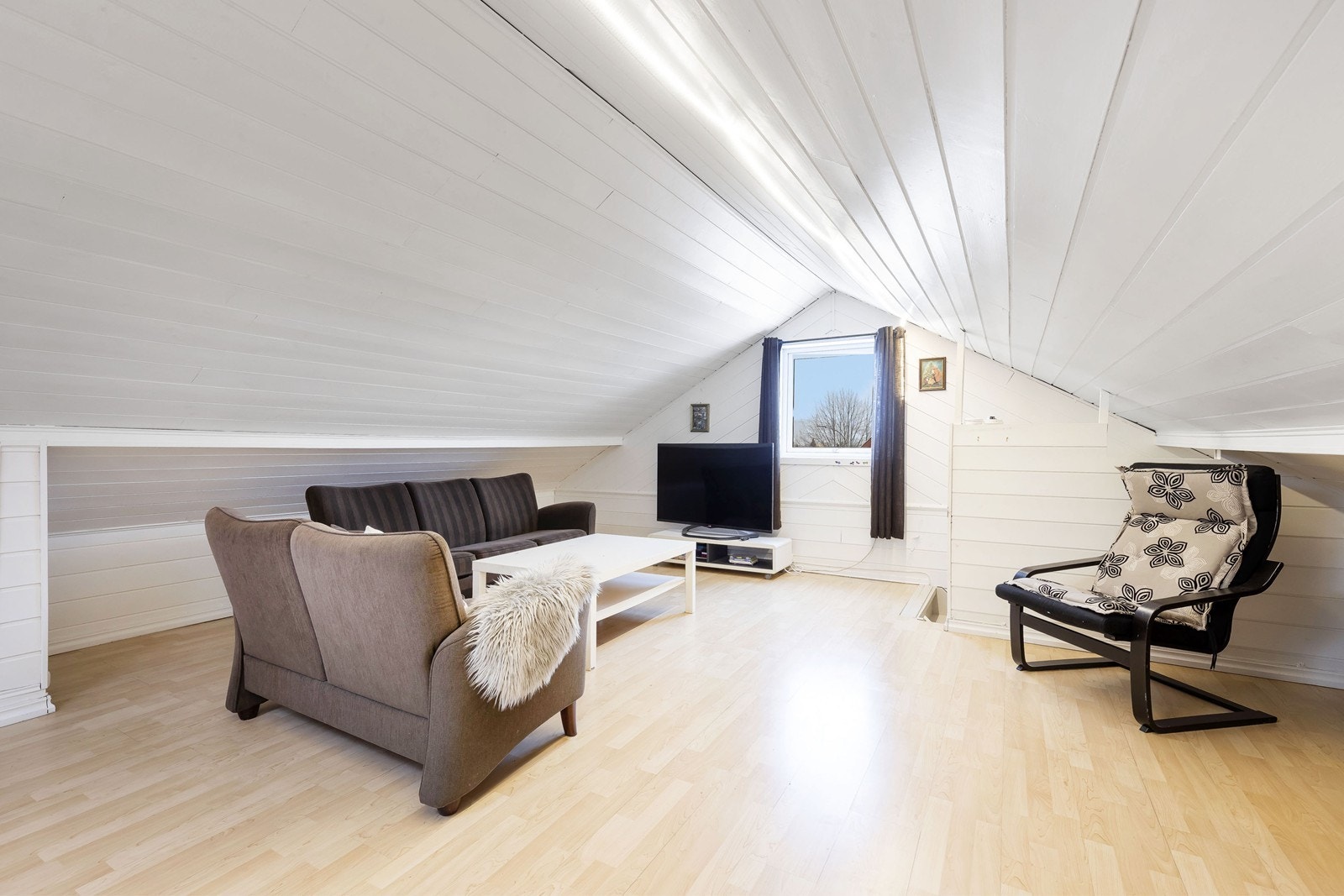 Loftstue Galleribilde