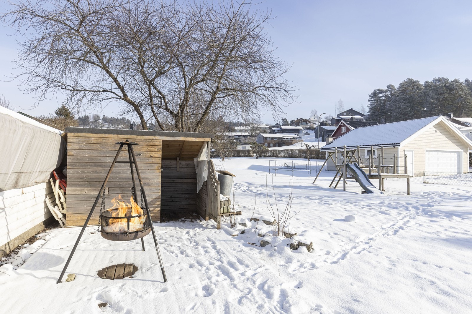 Koselig uteplass på baksiden av boligen Galleribilde