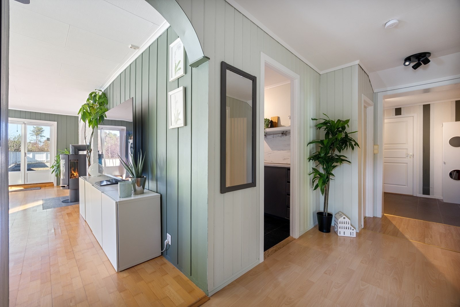 Entre/gang og stue Galleribilde