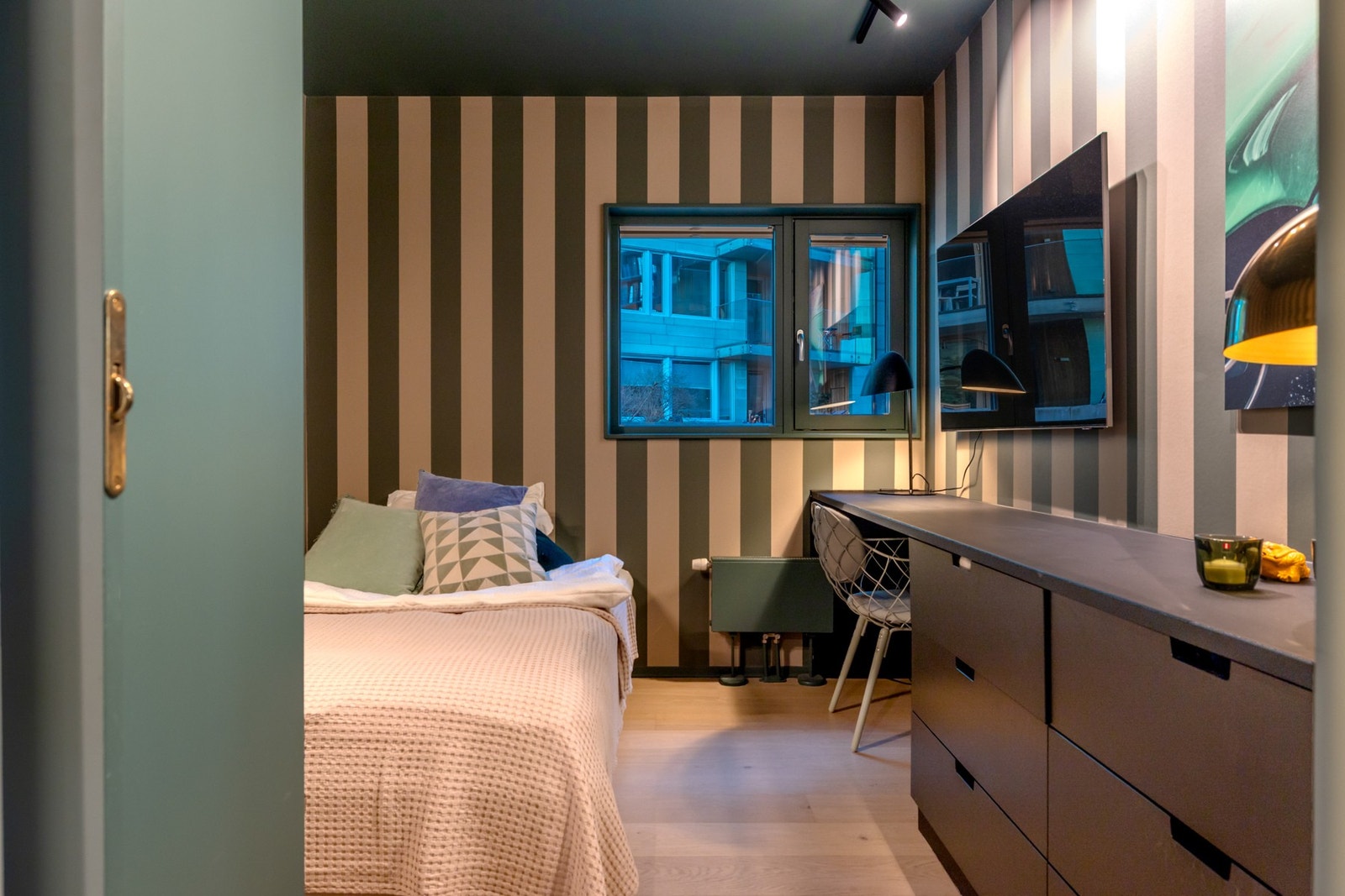 Det tredje soverommet ligger innenfor entréen. Galleribilde