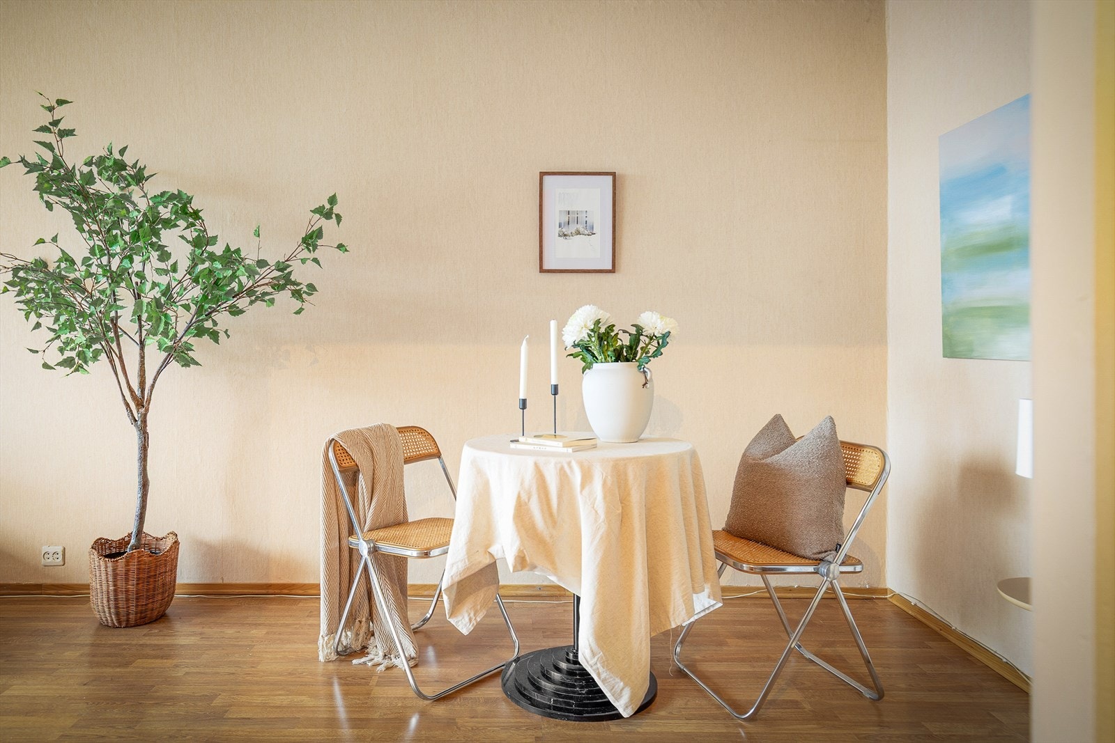 Det er også god plass til et spisebord. Galleribilde