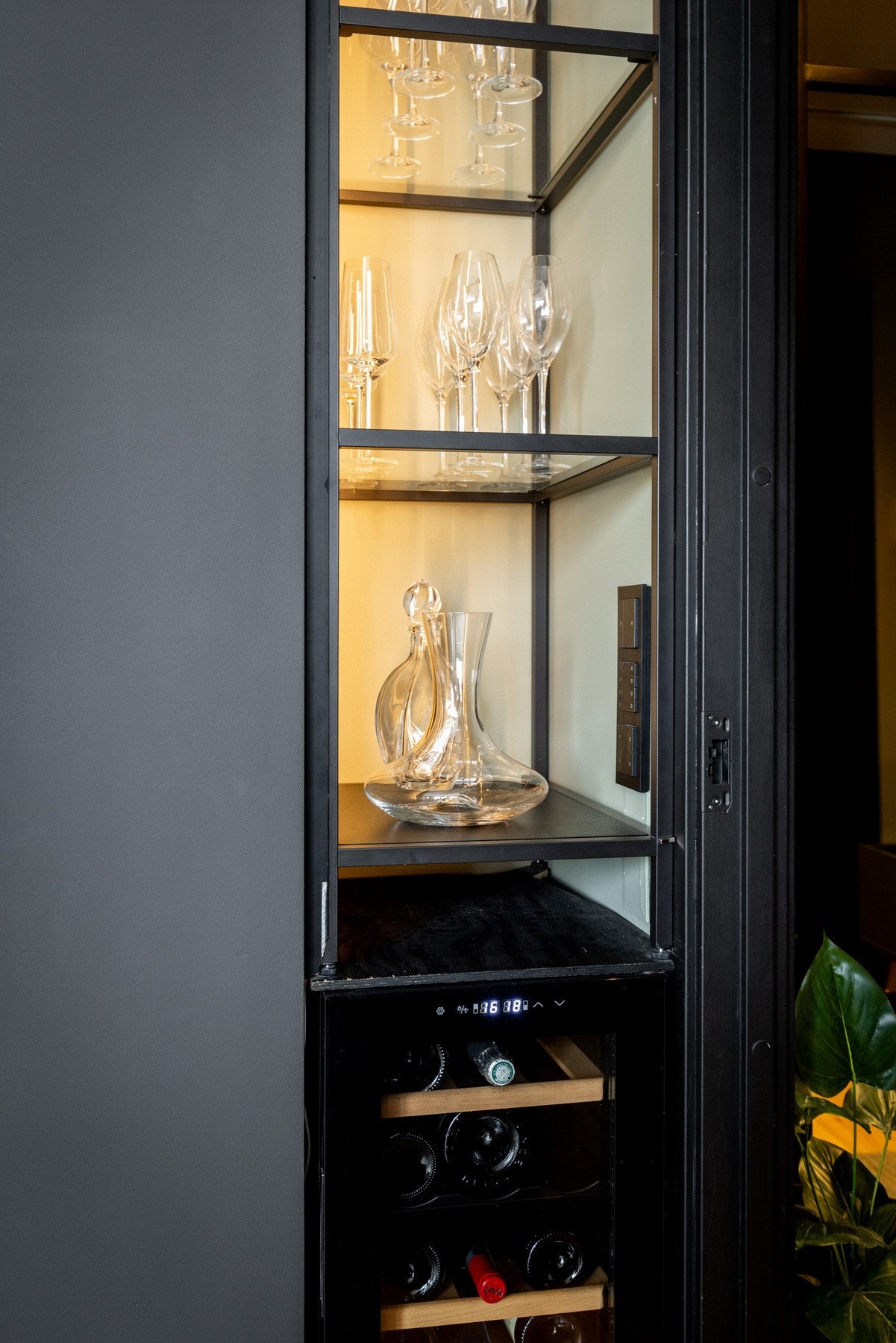 I tillegg medfølger vinskap, en flott detalj for den vininteresserte. Galleribilde