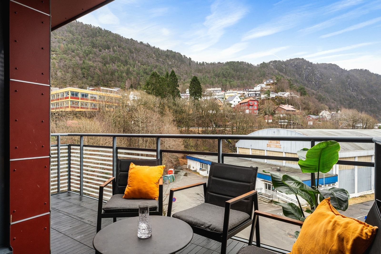 Herlig balkong på 8,7 kvm. Galleribilde