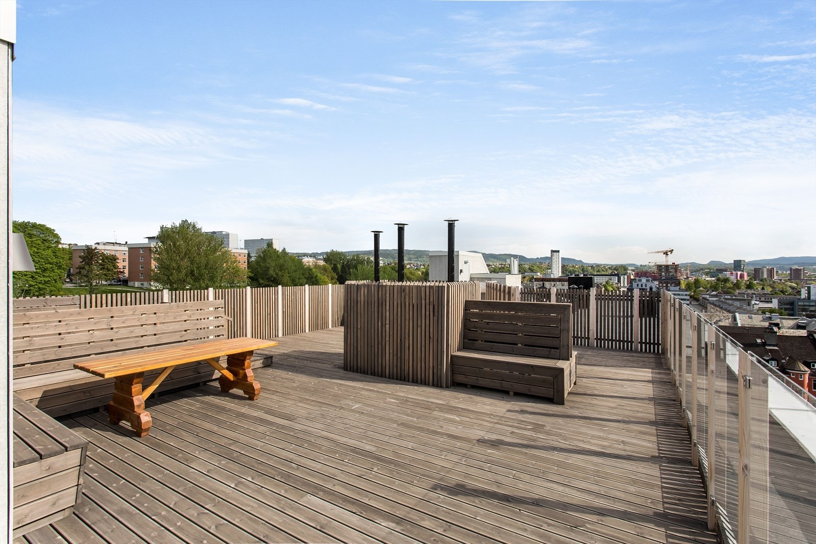 Det foreligger en opsjonsavtale mellom aksjelaget og Eriksen Eiendom AS verdt 46 millioner kroner. Pengene aksjelaget får inn vil gå til nedbetaling av fellesgjeld og reduksjon av felleskostnader ifølge styret. Galleribilde