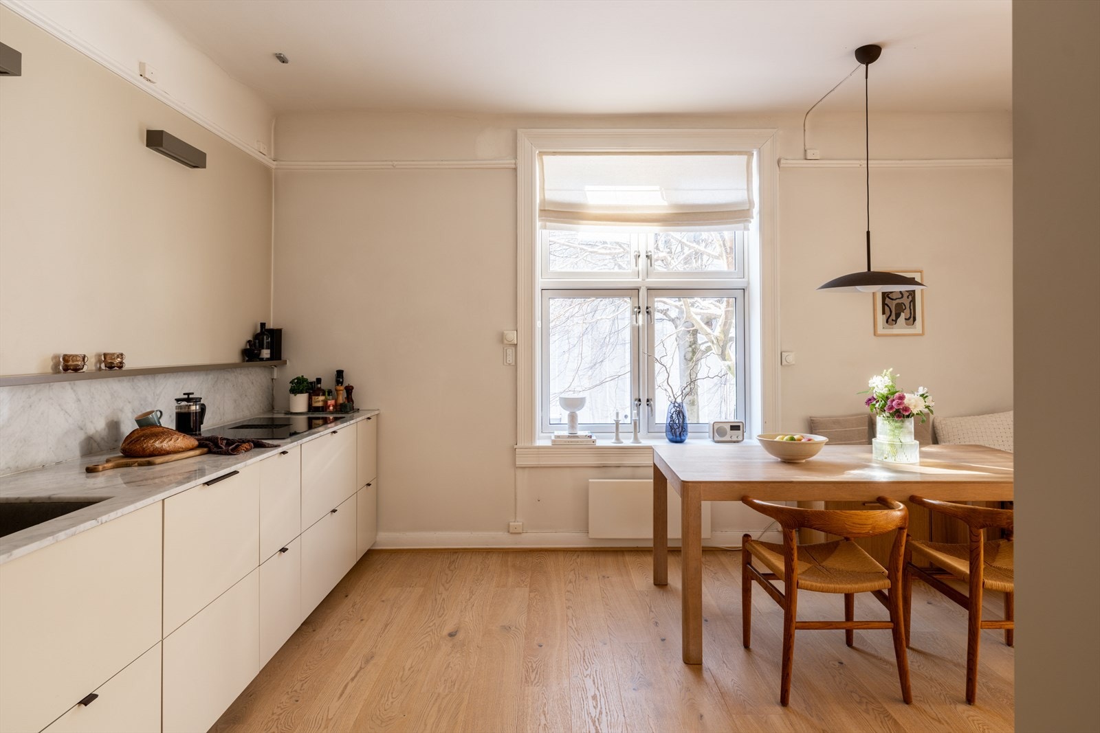 Fin utsikt fra kjøkkenet. Galleribilde