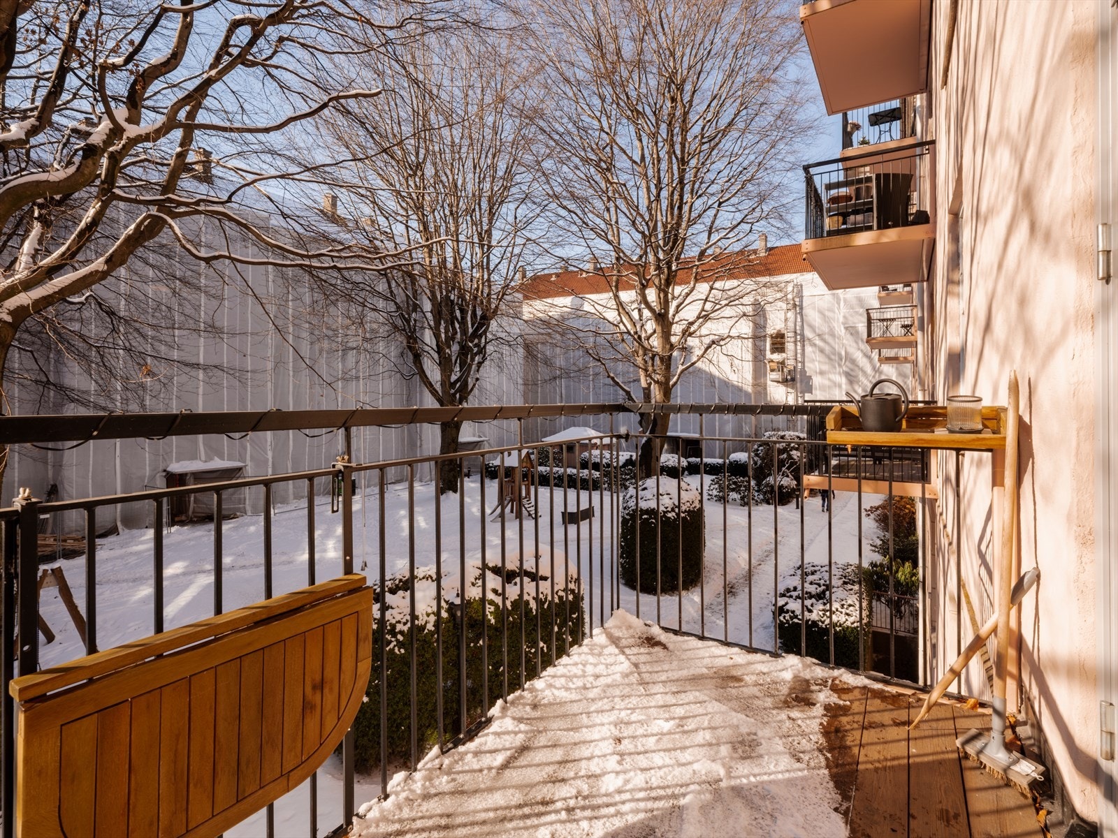 Sørvestvendt balkong fra 2016, ideell for morgenkaffen og lange kvelder. Galleribilde