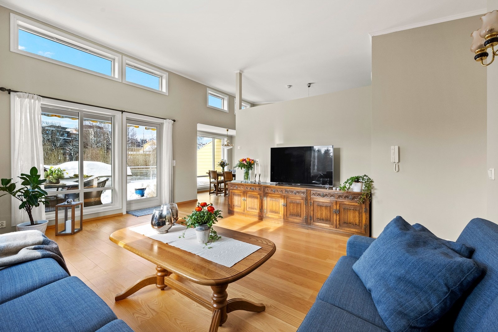 Stuen med de flotte overlysvinduene Galleribilde