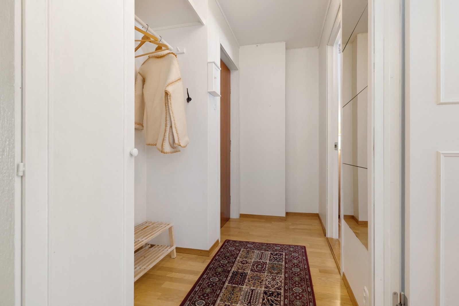 Entré. Galleribilde