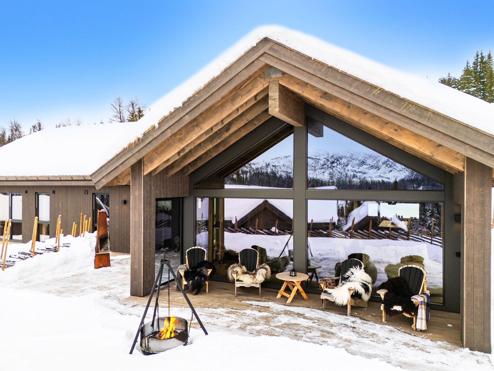 Solforholdene er meget gode med stor vestvendt terrasse. Galleribilde