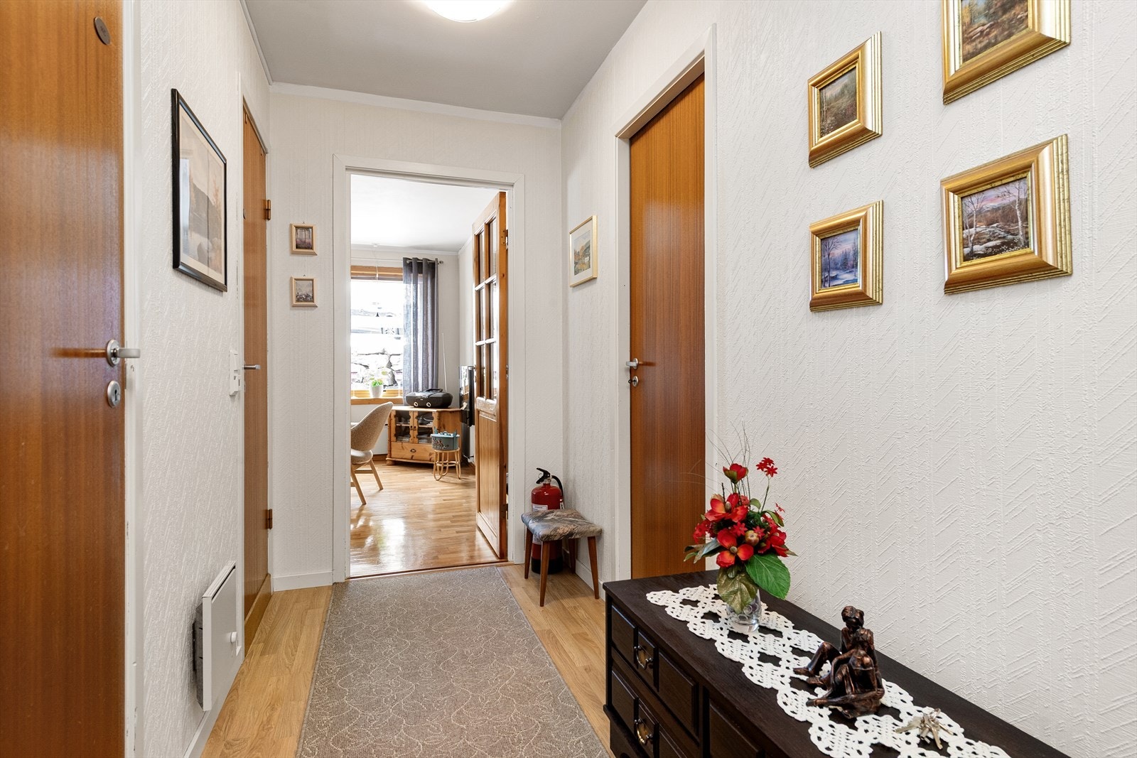 Entré/gang Galleribilde