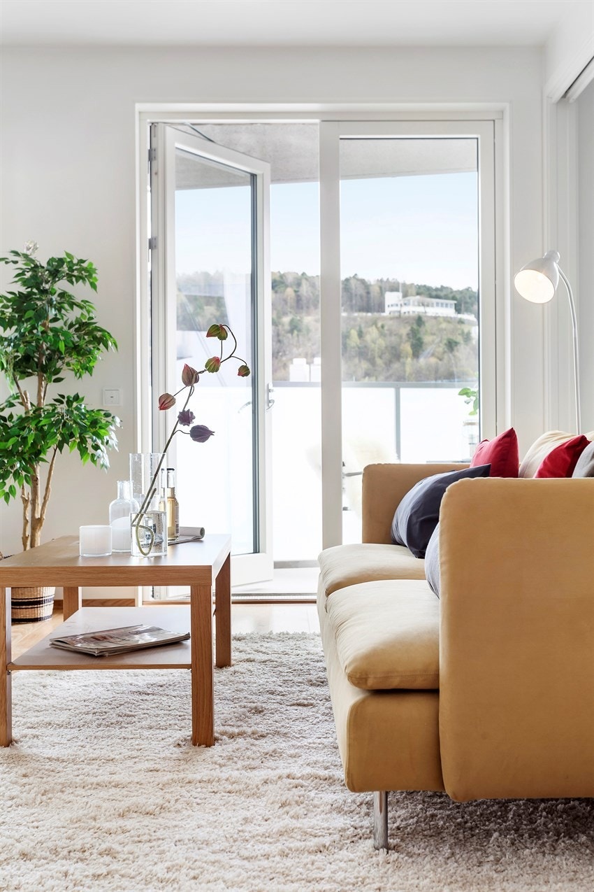 Utgang til balkong fra stue Galleribilde