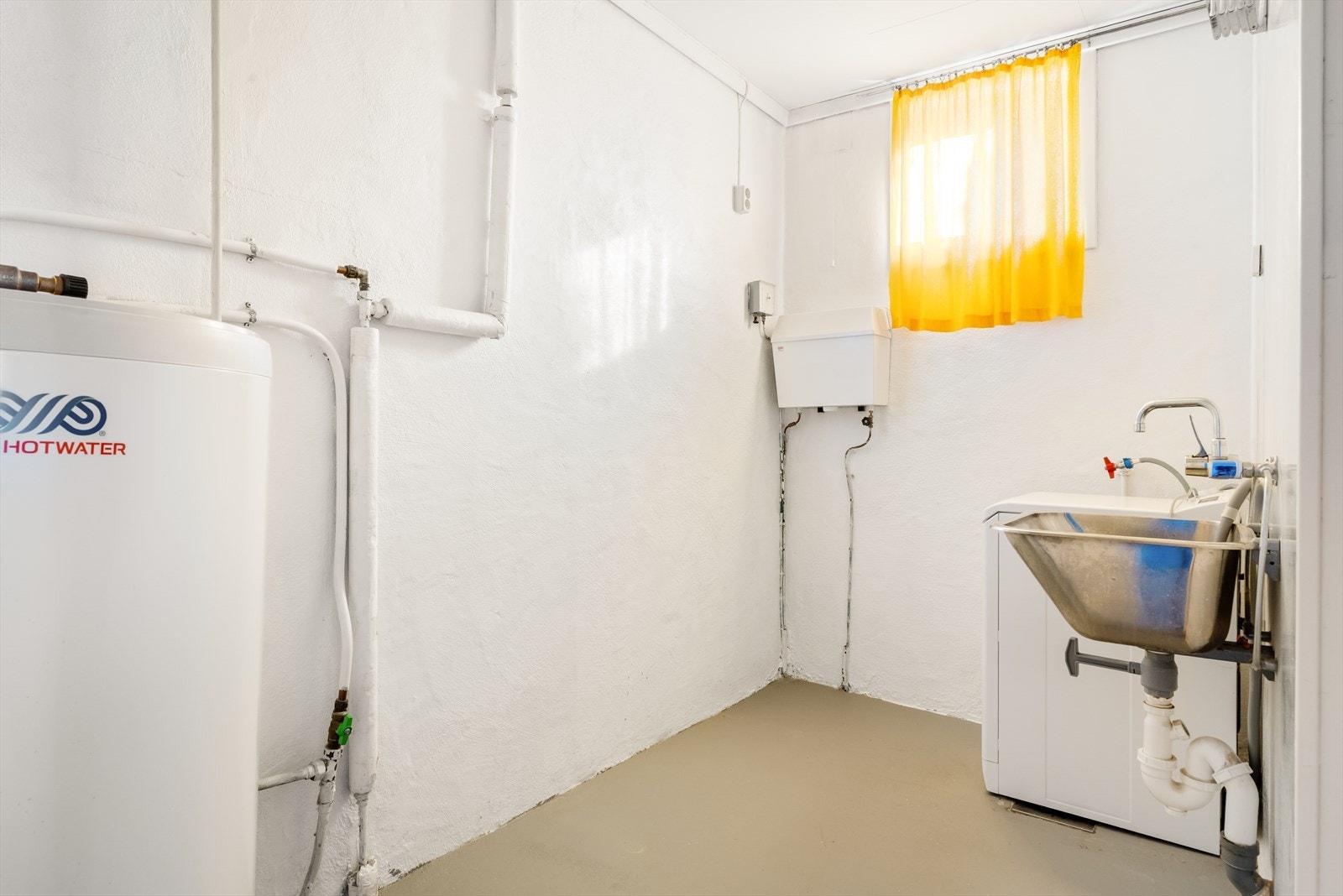 Eget vaskerom i underetasjen. Galleribilde