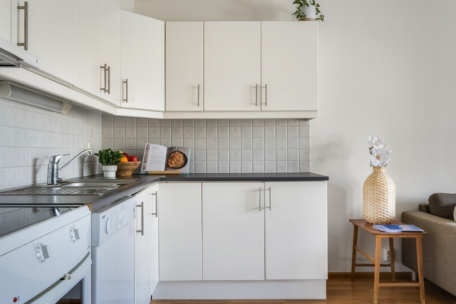 Kjøkkenventilatoren er tilkoblet ventilasjonsanlegget Galleribilde