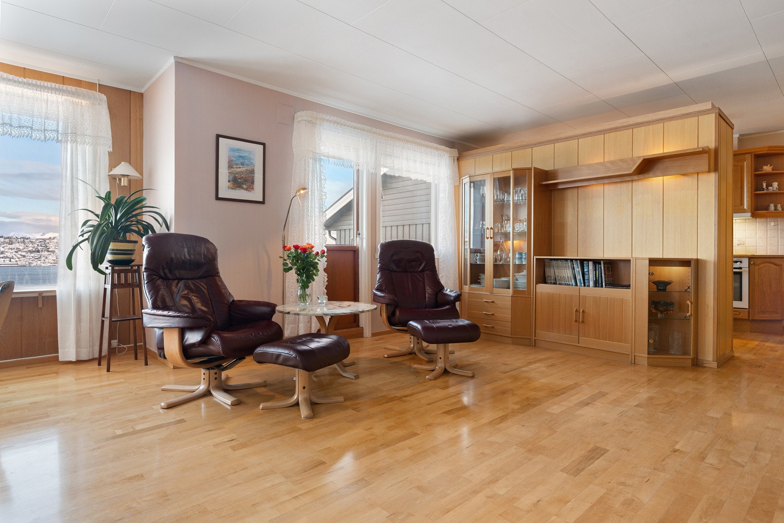 Her er det rikelig med plass til å møblere i ulike soner.