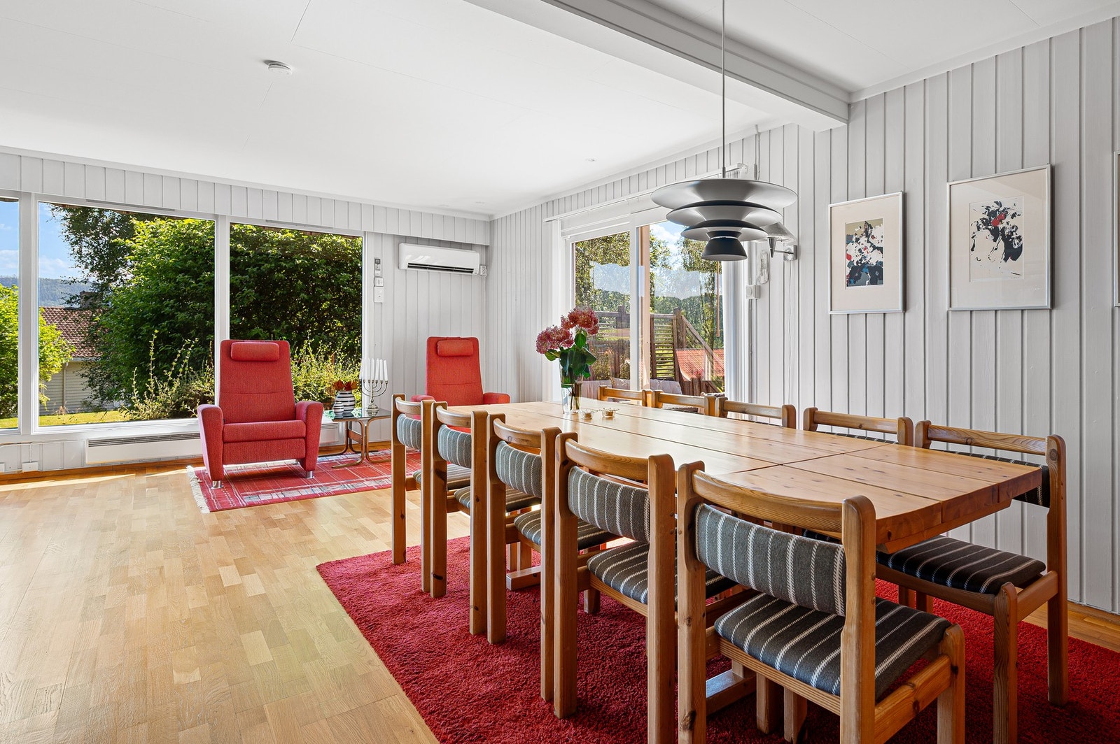 Stua har mange møbleringsmuligheter. Galleribilde