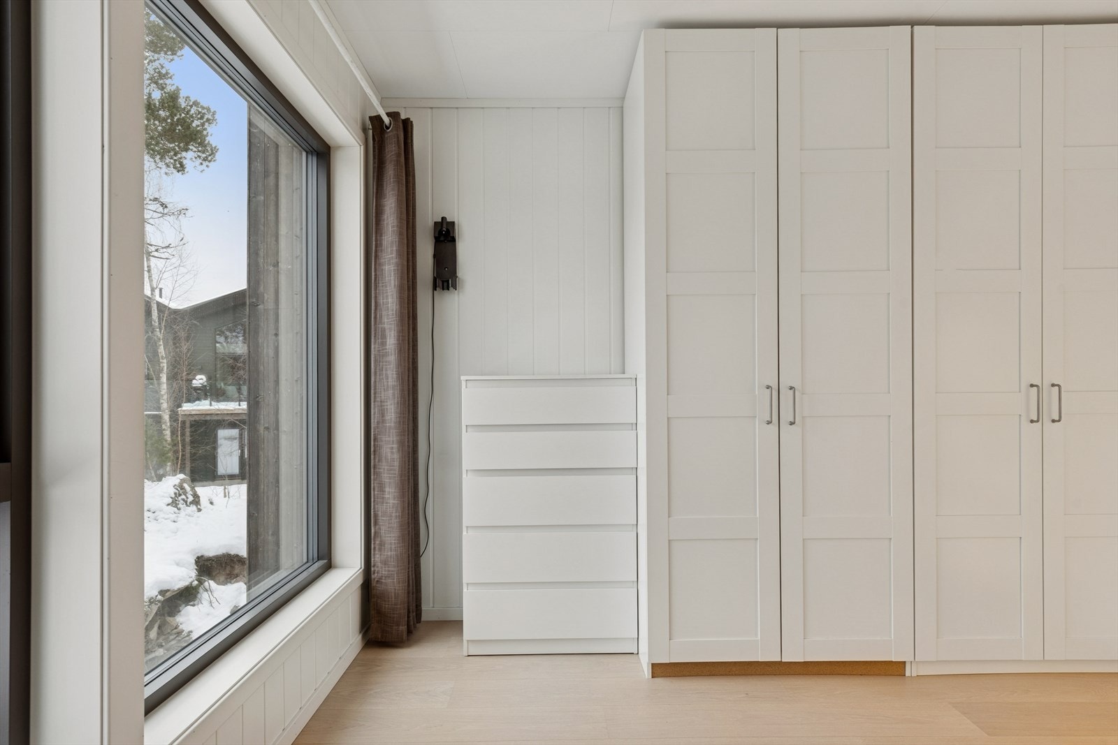 Skapene kan medfølge etter avtale. Galleribilde