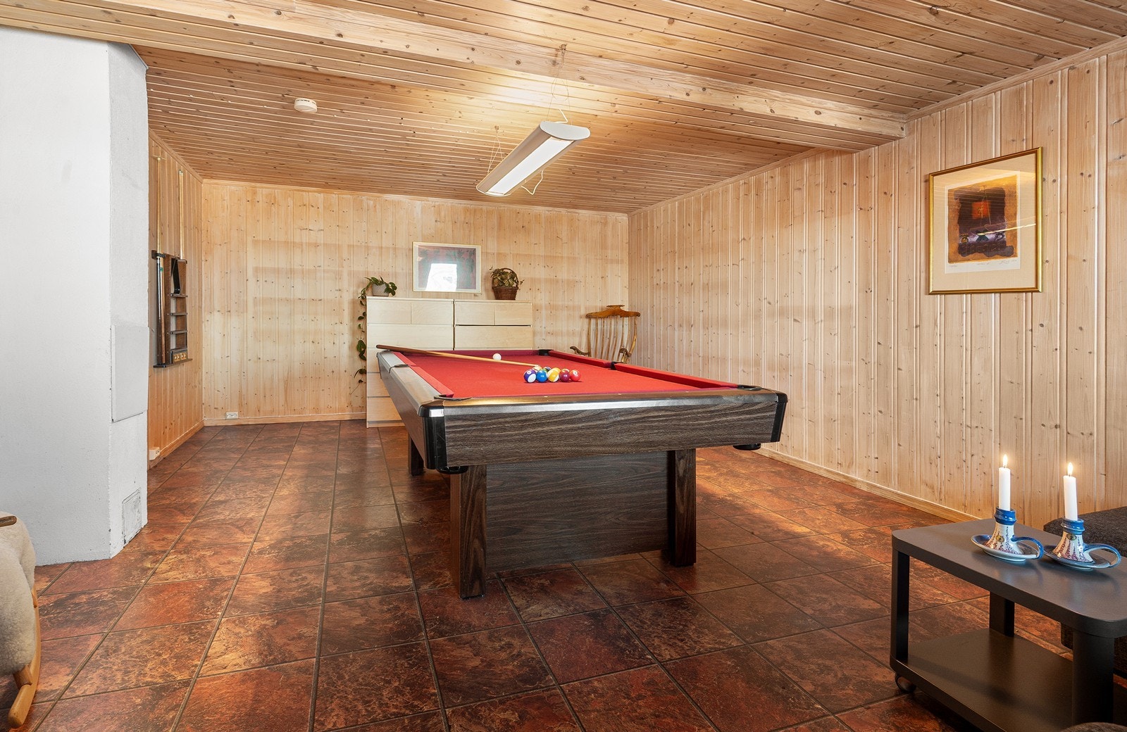 Kjellerstue/hobbyrom med pipeløp Galleribilde