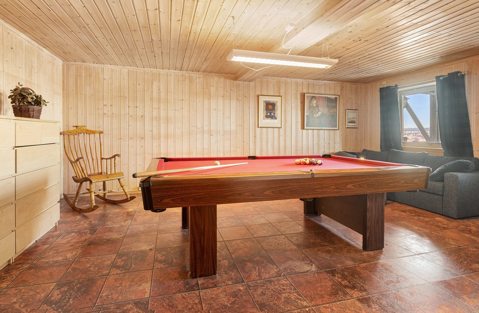 Kjellerstue/hobbyrom Galleribilde