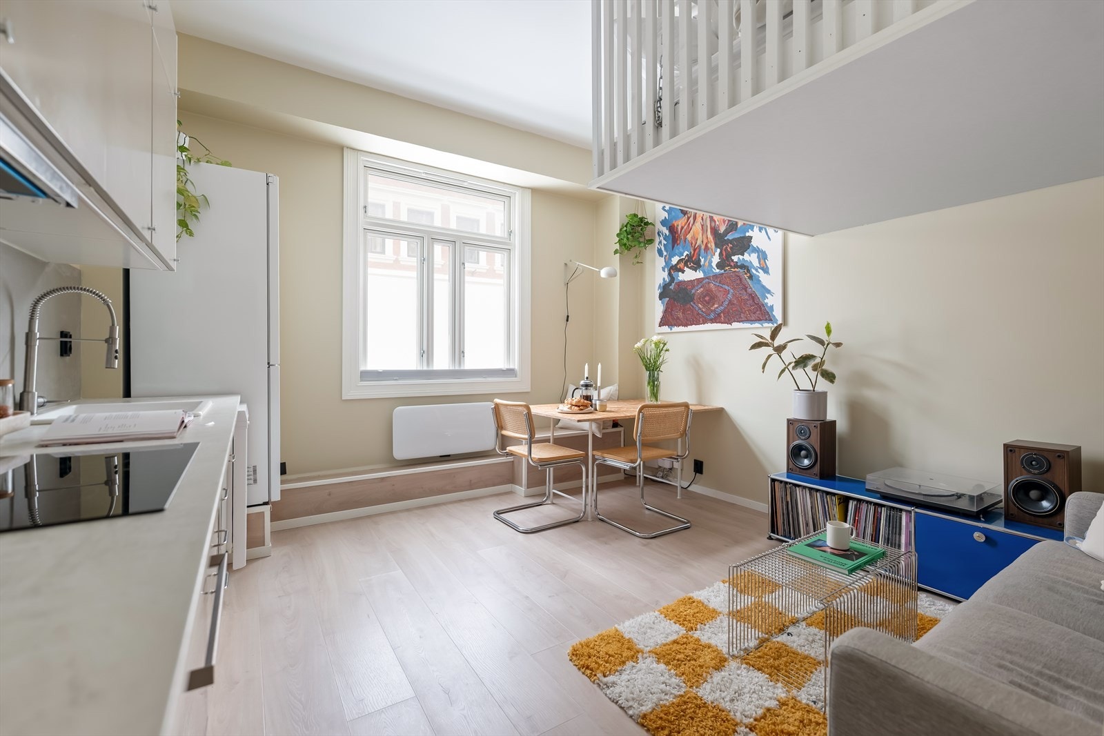 Velkommen til Københavngata 19B - Lys og moderne selveier med hems Galleribilde